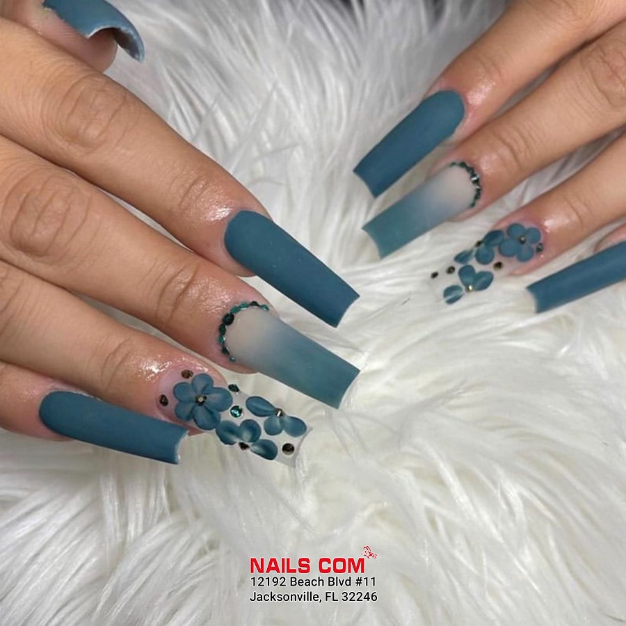 trending nail idea_march 2026